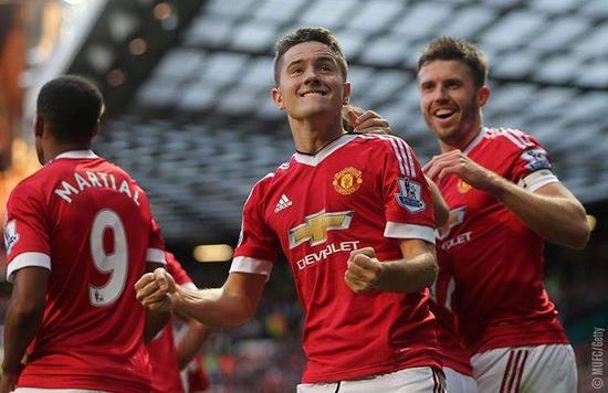 了强有力的 了强有力的